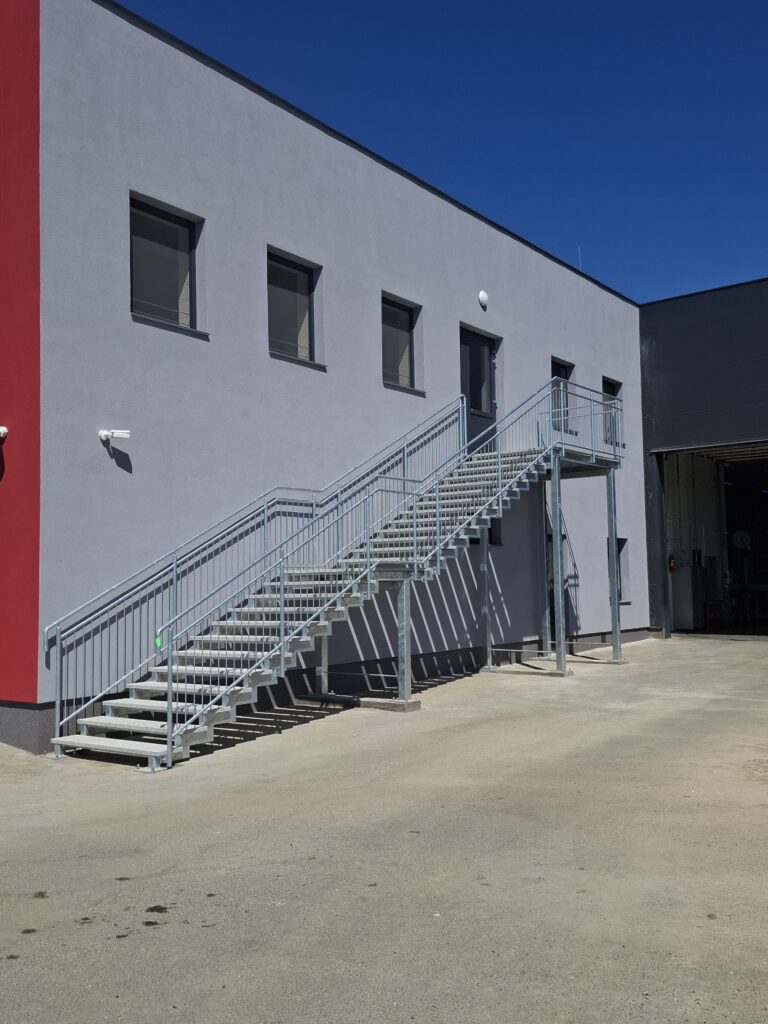 Ipari acélszerkezet kivitelezés Bátaszék